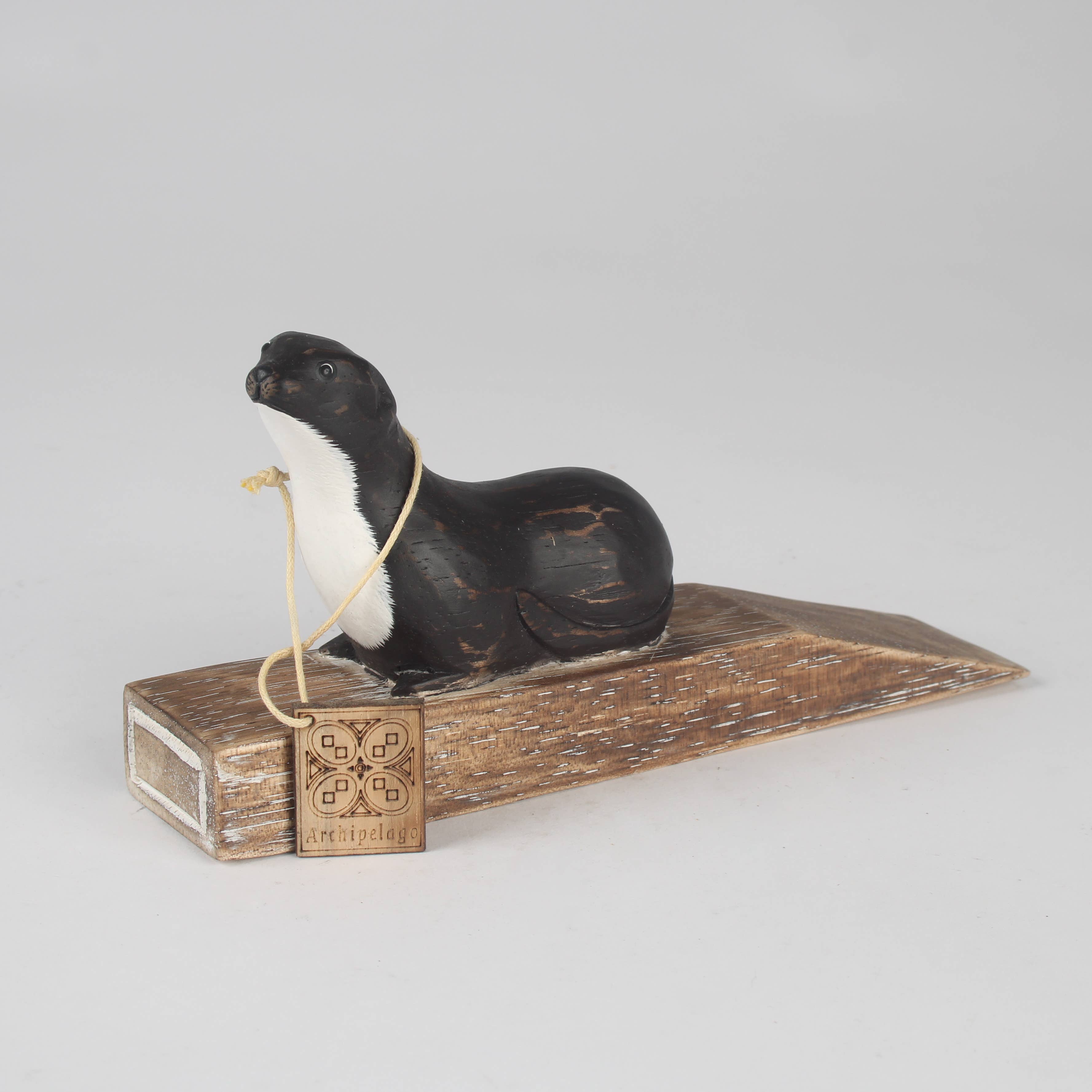 Originals International Ltd – wholesale Door stop – Hand Carved Wooden Otter Doorstop by Archipelago0