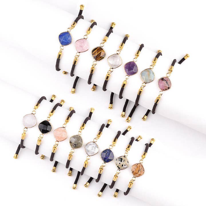 Bracelets Médaillon Carré Facetté et autres tendances Résultats pour bracelet cordon coulissant en vente B2B. Retours gratuits et paiement à 60 jours sur Faire sur Faire.