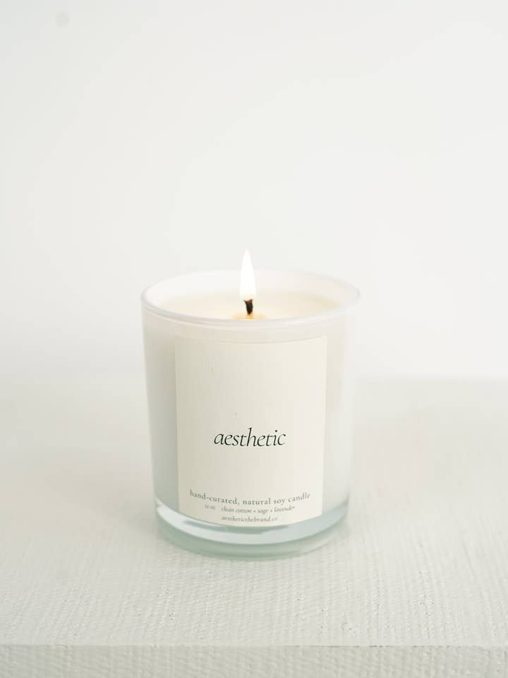 ESTHÉTIQUE | Coton propre, sauge et lavande pour la vente par NAI