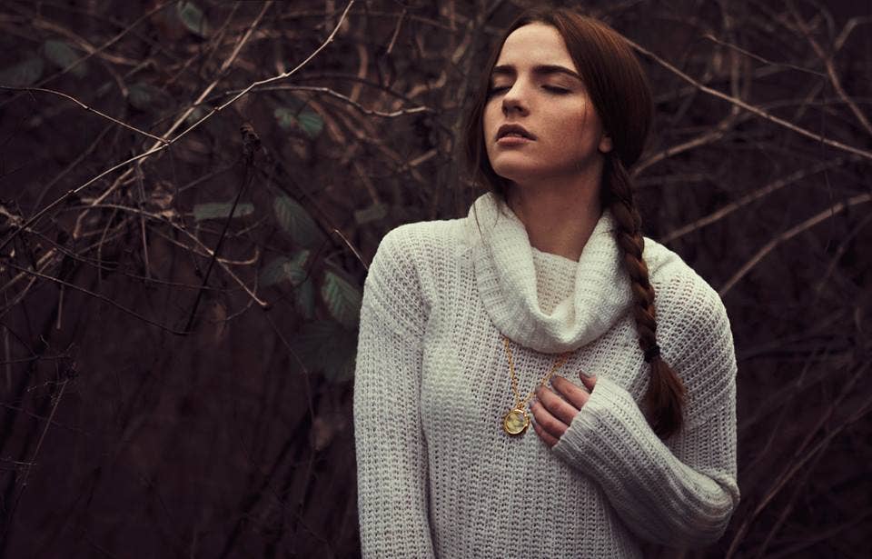 MadamLili - Wholesale Pendant/Charm Necklace - GENUINE YASMIN FLOWER LOCKET NECKLACE - VIK-691