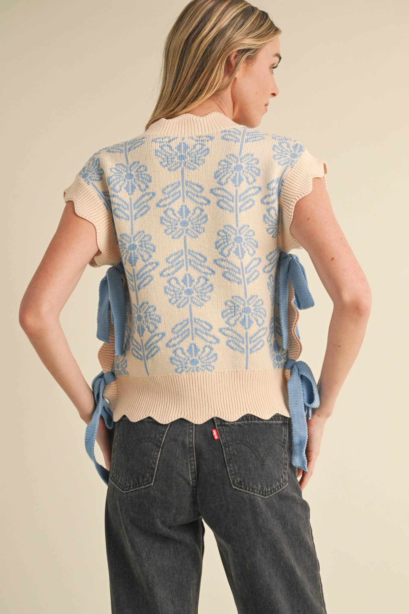 &MERCI – wholesale Tröjväst – Dam – MOCKNECK BLOMMIG TRÖJVÄST MSW10743118