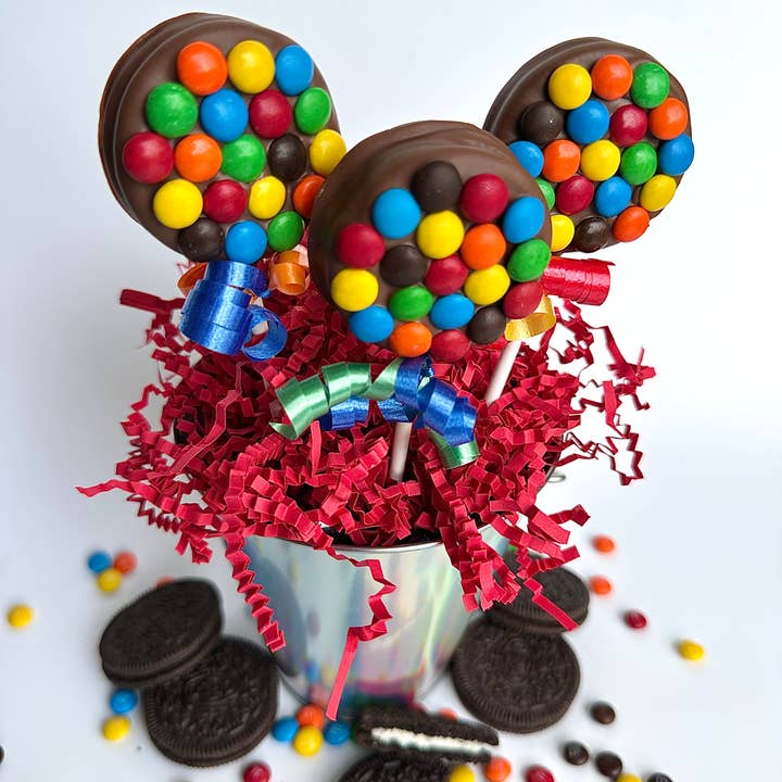 Delightful Chocolates - Wholesale Chocolate Covered Sweets - Chocolate Candy Decorated Milk Chocolate Oreo Pops4
