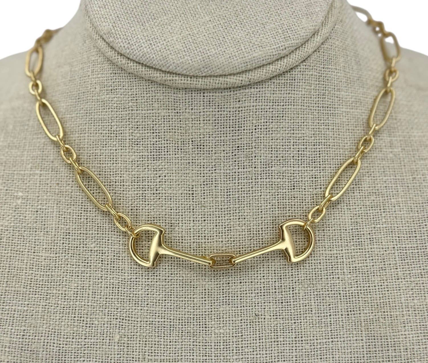 BMR – wholesale Hänge-/berlockhalsband – Downsy