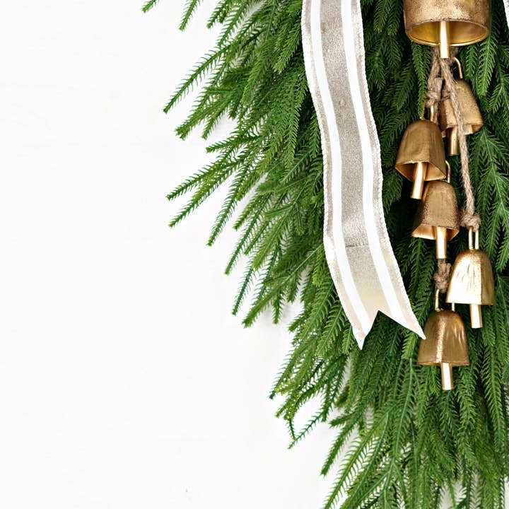 Impressive Enterprises, Inc. - Wholesale Bell - M32501-Vintage Gold Silo Bell w. jute loop (4inH)8