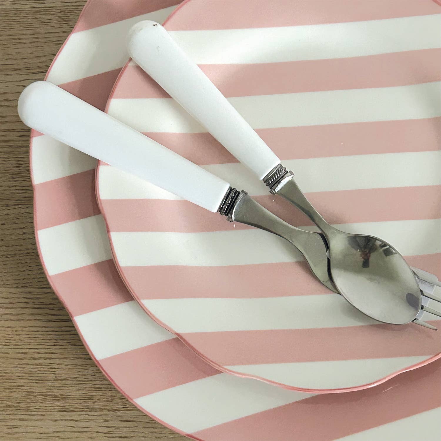 Opjet Paris - Wholesale Dinner Plate - Set of 4 pink trattoria dinner plates D26.7cm2