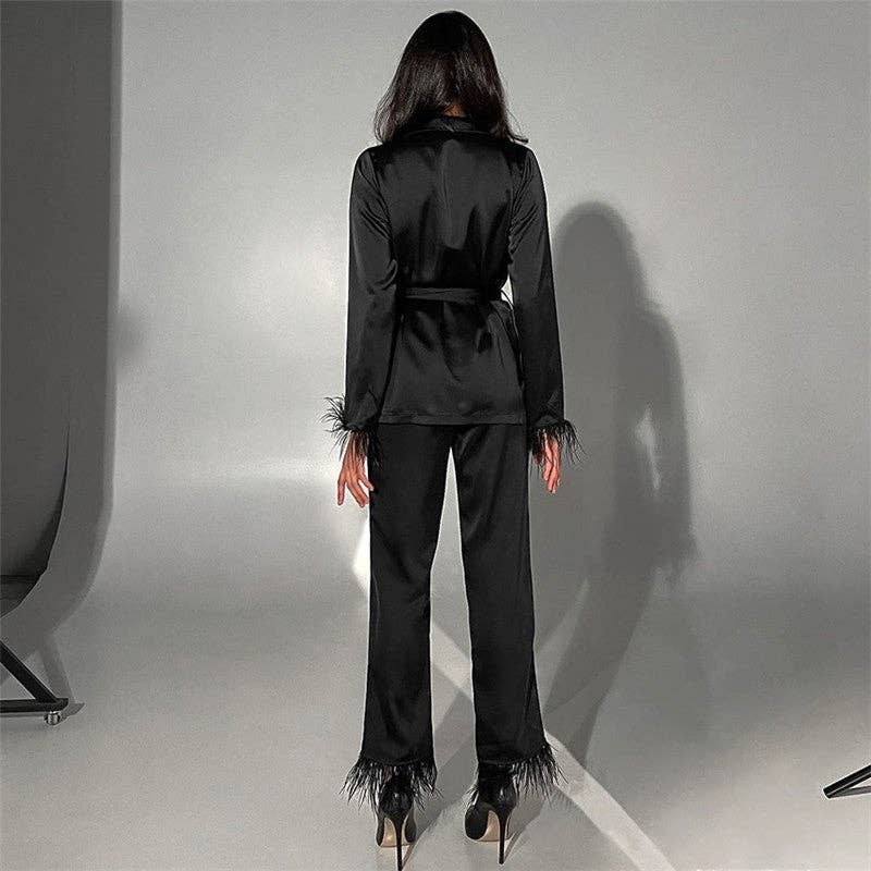 NOIR Ensemble de pyjama deux pièces en patchwork de plumes de couleur unie avec chemisier à manches longues et boutonnage simple en vente sur Faire1