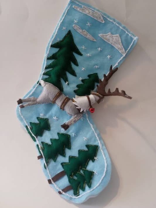 Calze in feltro con renna 1 Xmas Amazing Stocking X41 per la vendita all'ingrosso da parte di BLUE RIBBON ORNAMENTS