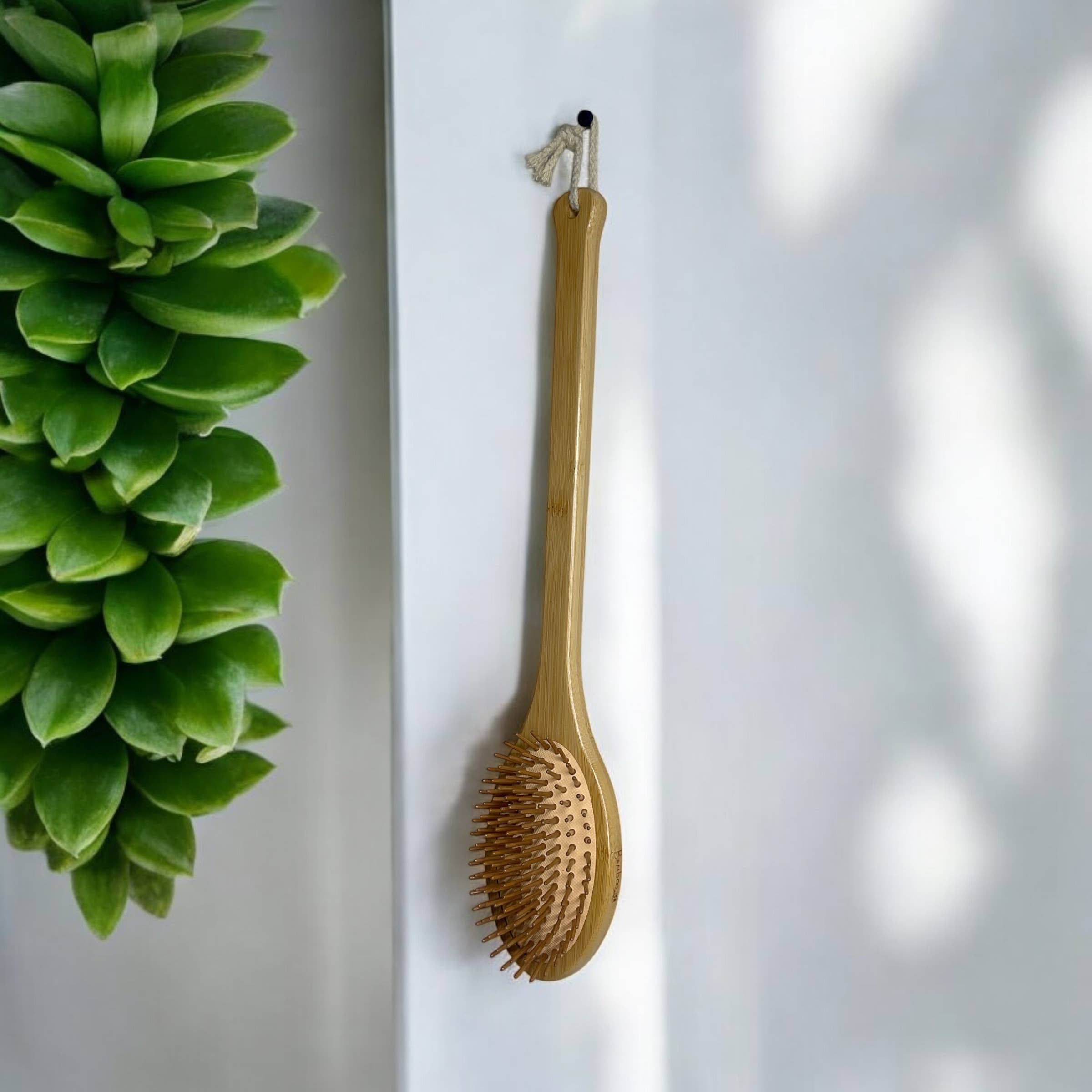 Bamboo Switch - Vente Appareils de massage - Brosse à dos en bambou et masseur1