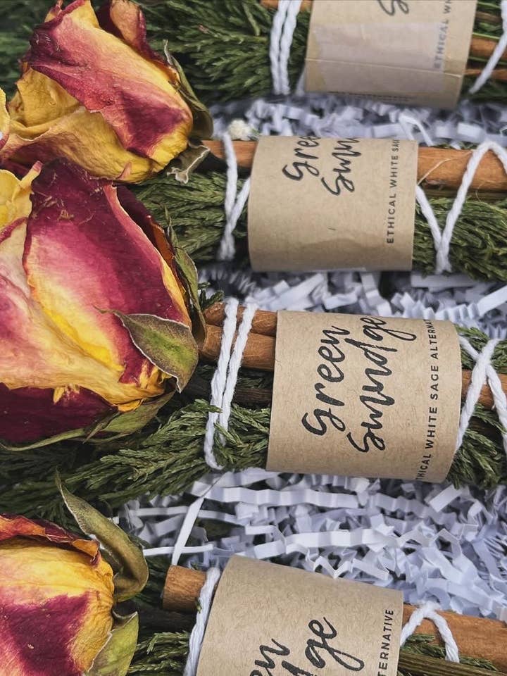 Energiereinigender grüner Rauchstift „Smudge“ | Sage Alternati für den Großhandel von Jade's Creative