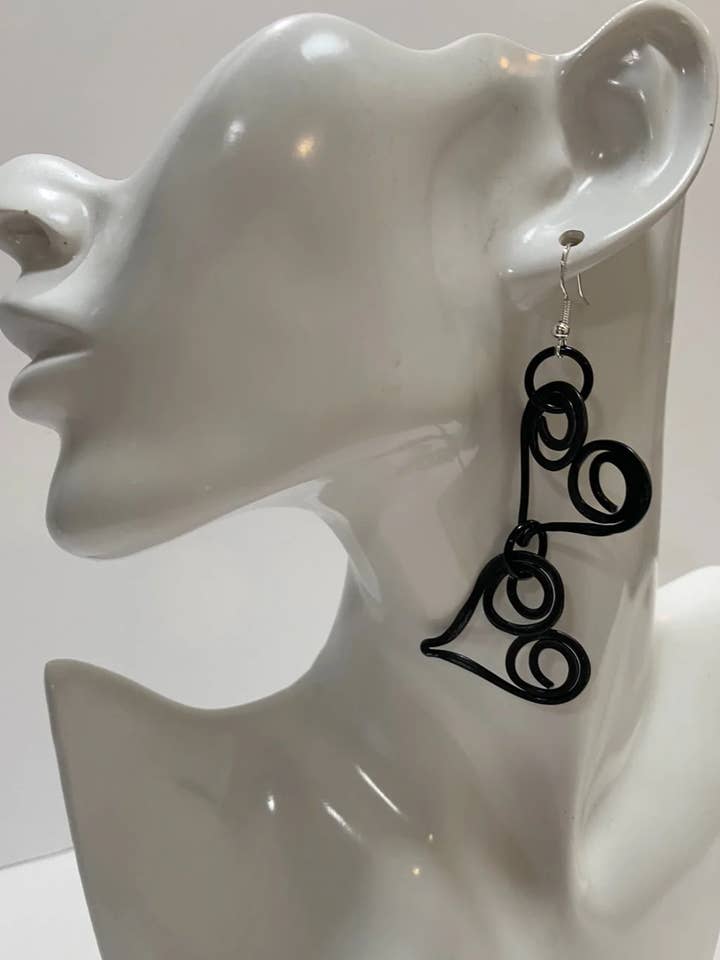 Boucles d'oreilles Duet Baroque Heart pour la vente par Angela Catirina Jones