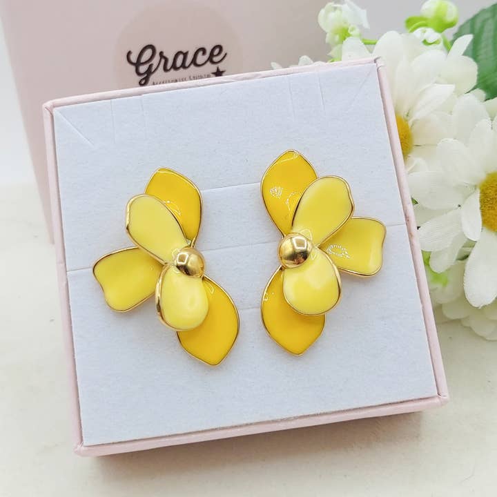 Daemon srls - Wholesale Stud/Post Earrings - MEADOW paio ORECCHINI smaltati a bottone con petali in acciaio inossidabile a forma di fiore
