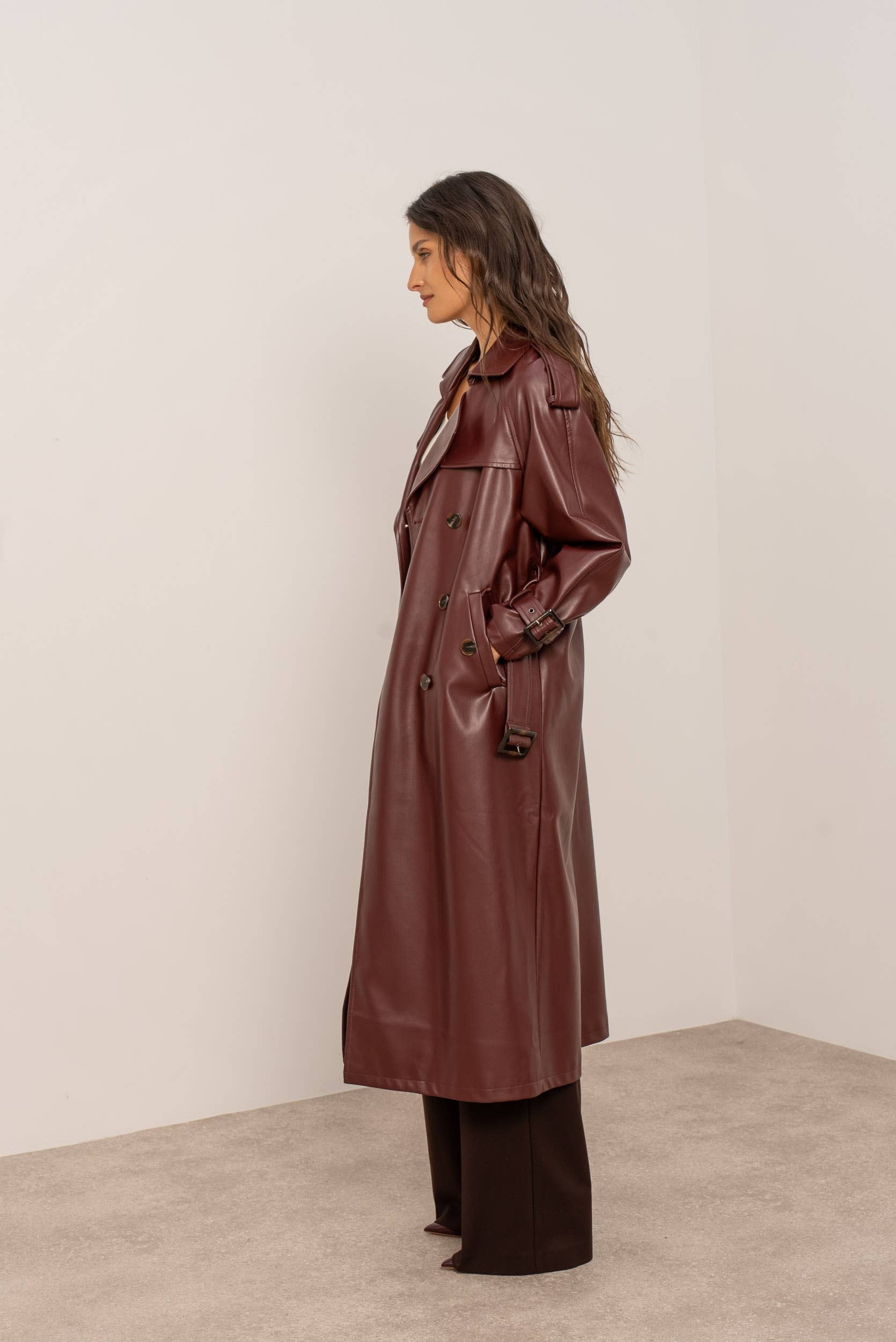 Attentif Paris - Wholesale Trench Coat - Women's - Long vegan leather trench coat15