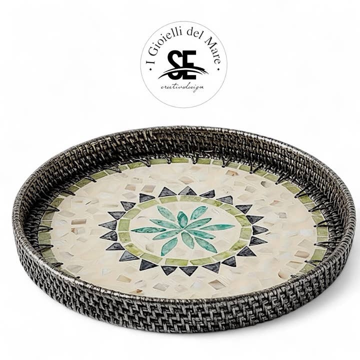 Cod.20147 Cesto quadrado em rattan revestido a prata com mosaico de madrepérola 🆕 por atacado de I Gioielli del Mare di Salvatore Esposito