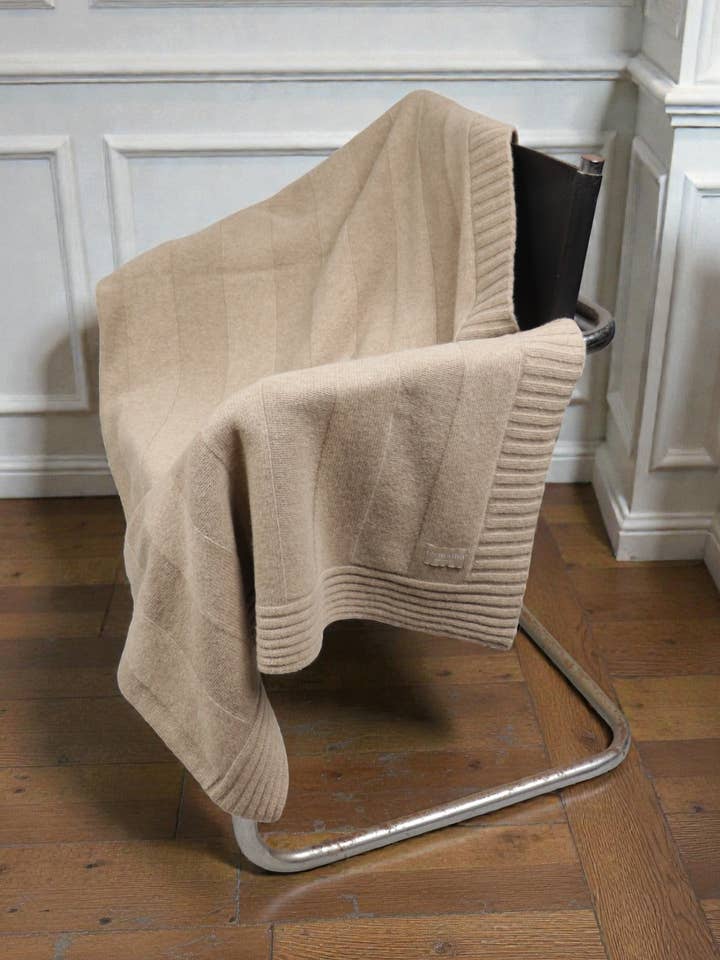 Manta de Lã Canelada for wholesale by Tecmalha Knitwear