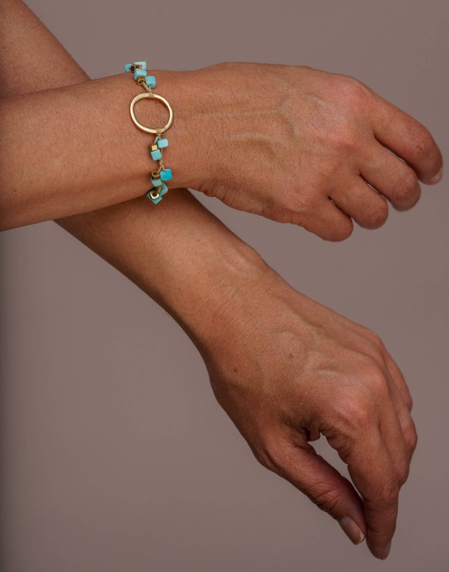 Pretty Pink Eco-Jewellery – wholesale Beaded bracelet – Dainty Tagua Bracelet15