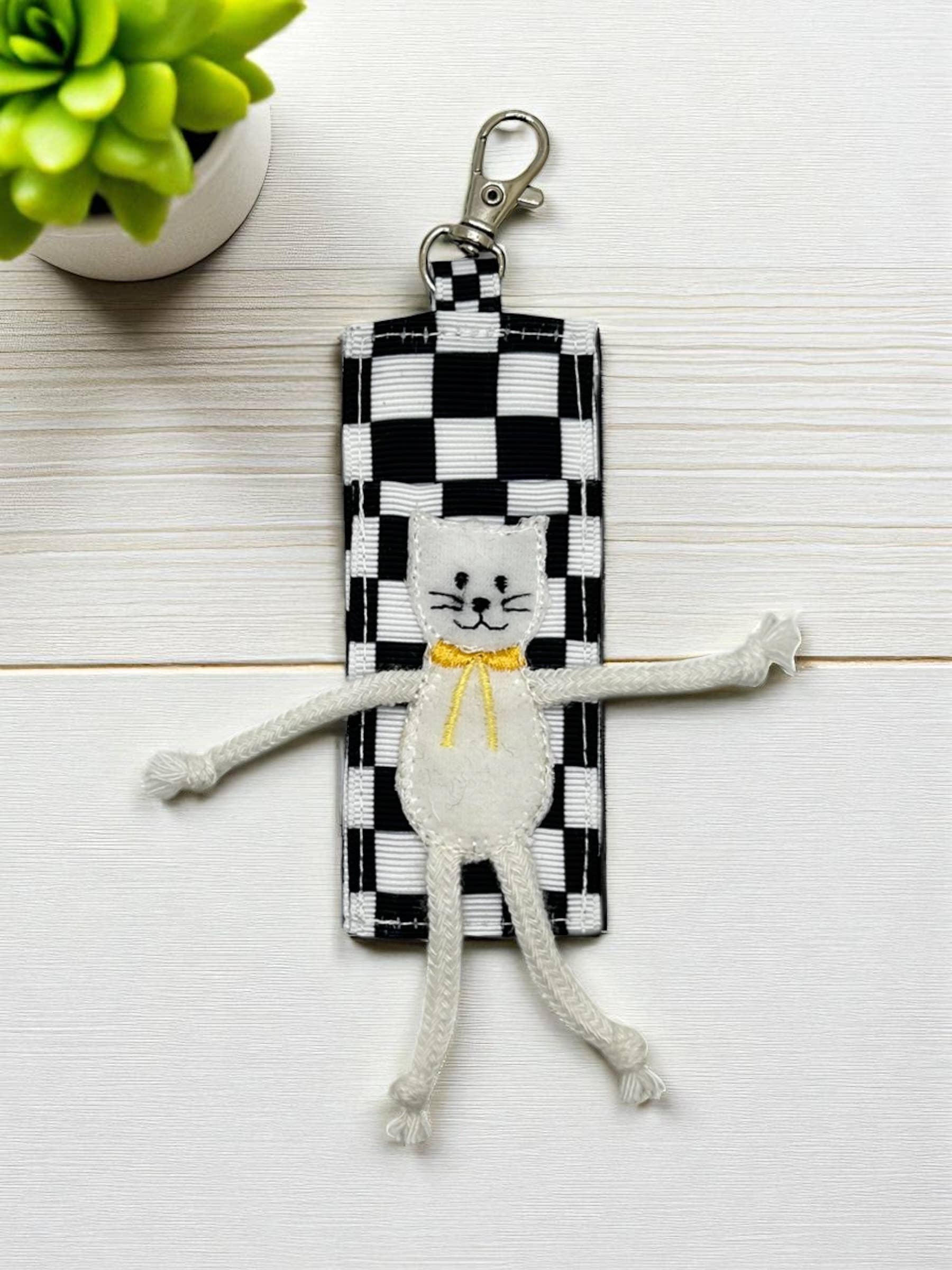 Jolly Bundles – Engroshandel Æske/holder til læbepomade – Kat Børn Læbepomade Hyggelig/Rygsæk Krog-på Læbepomadeholder2