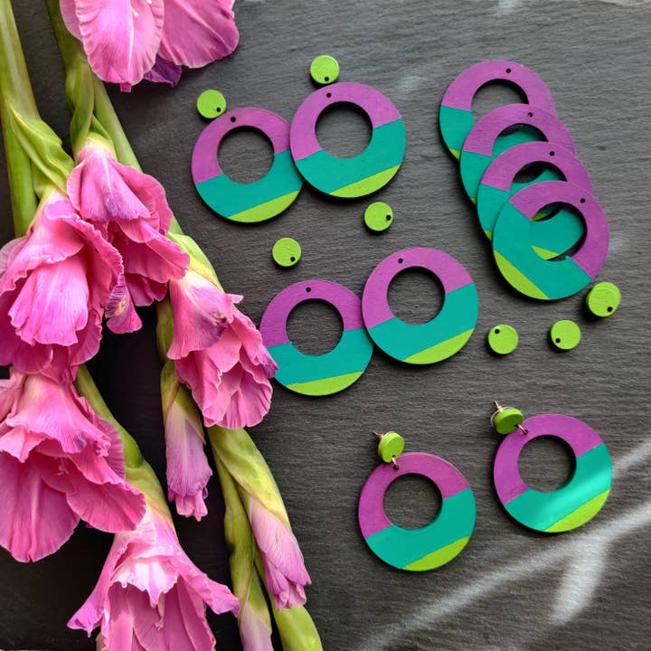 SCOTCHBONNET! - Wholesale Dangle Earrings - Roundabout Lightweight Statement Earrings | Saltwater 2