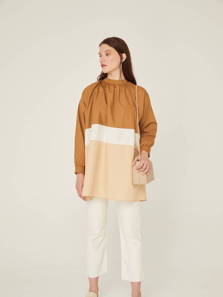 Tunique en popeline café 🌿 pour la vente par SAARADE