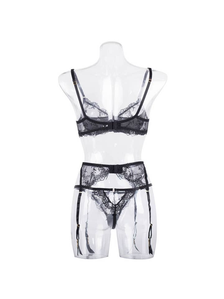 Sweetkama - Wholesale Lingerie - Dames - Sexy lingerieset met borduurwerk en jarretellegoriem CQX05232