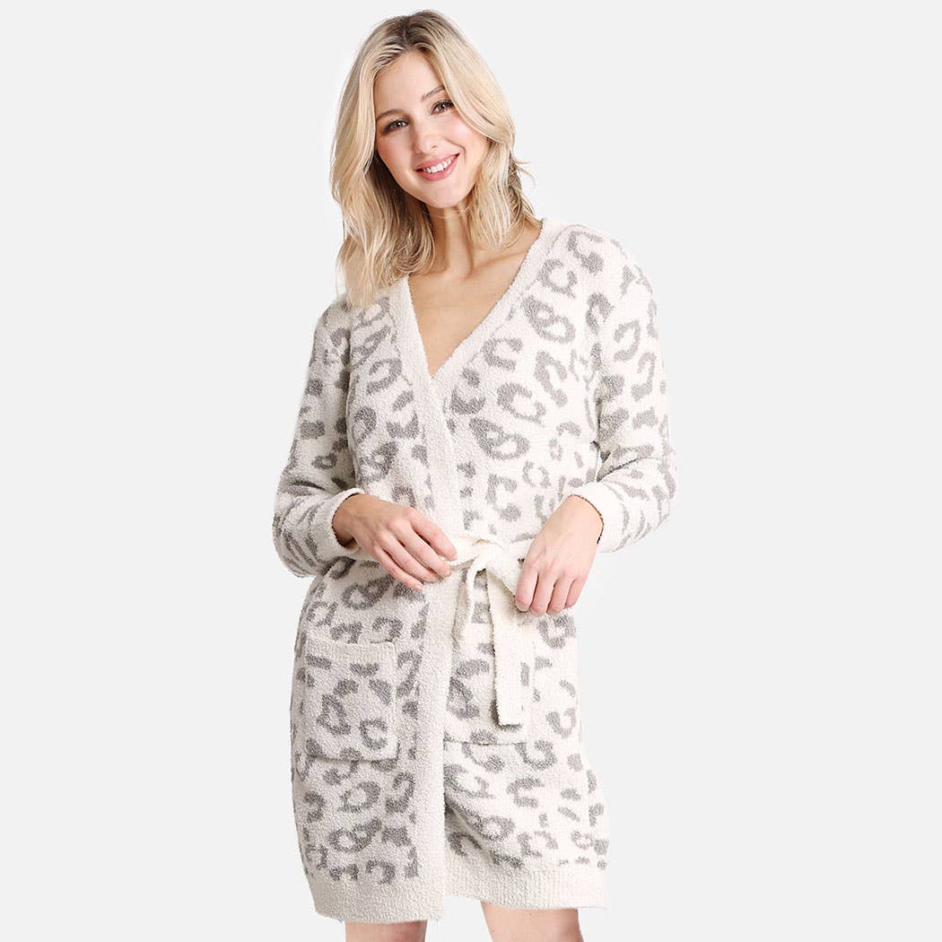 Fashion City - Venta al por mayor Bata - Mujer - Bata suave para mujer con estampado de leopardo, bolsillos y cinturón12