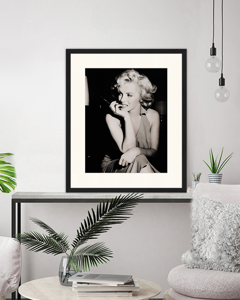 Nero Stampa artistica con immagine di Marilyn Monroe incorniciata in vendita all'ingrosso su Faire9