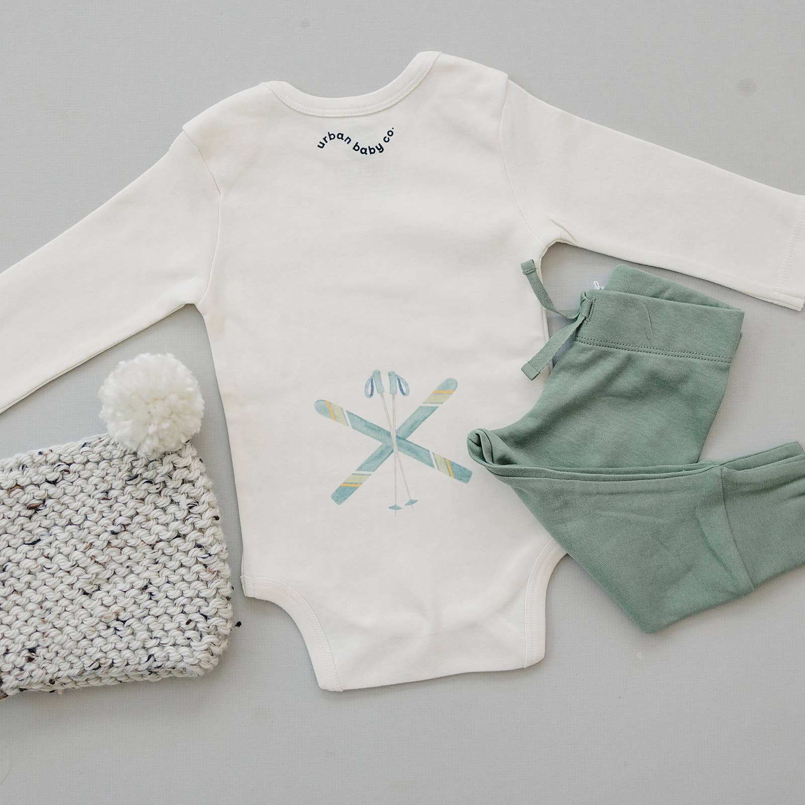 Urban Baby Co. - Vendita all'ingrosso Tutina (senza piedini) - Neonati - Tutina da bambino Ski Bum Organic2