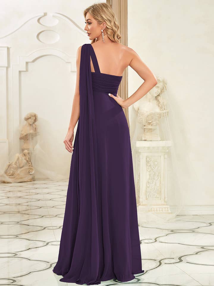 Ever-Pretty - Wholesale Gown – Women's - Elegant Pleated One-Shoulder Bridesmaids Dress29