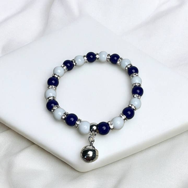 Fish Towne Designs, LLC - Wholesale Beaded Bracelet - Stretch Blue & White Glass Bead Sports Charm Bracelet