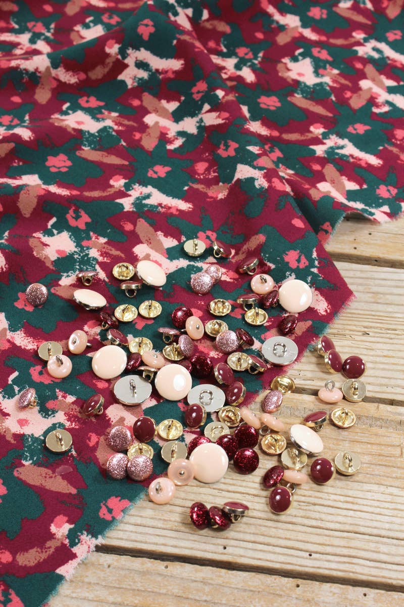 Eglantine et Zoé – Großhandel Stoff – Edel Brick Red Viskose-Stoff mit Blumemuster6