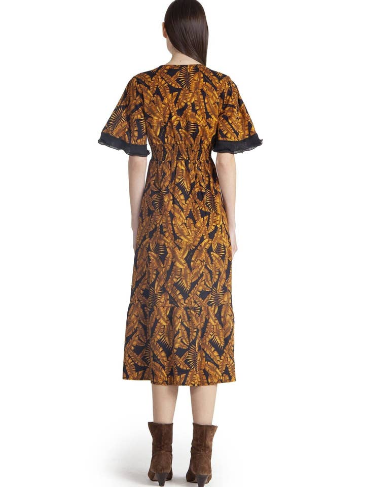 Lang kjole med V-hals for engroshandel hos ODI ET AMO