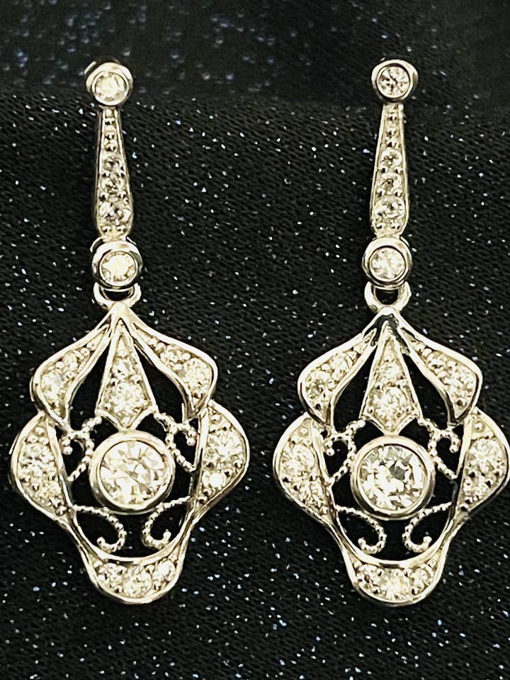 VIRGINIA - Runde Art Deco stil dråbe øreringe i sølv for engroshandel hos JohnnyB Jewelry