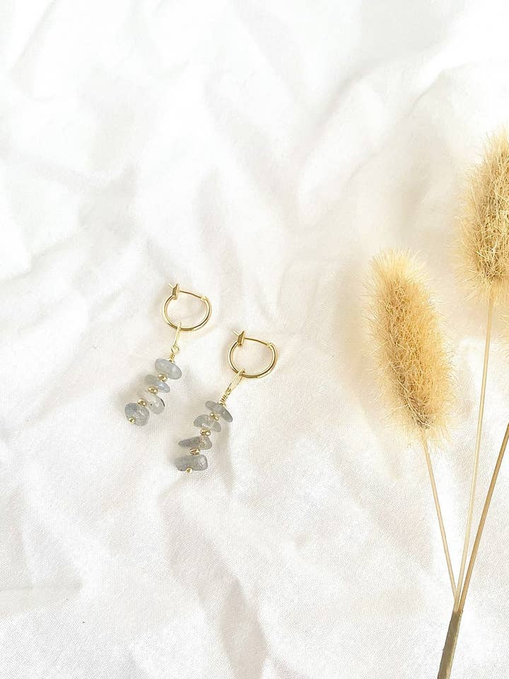 Kristallen chip kralen oorbel voor wholesale door MN Clay Co