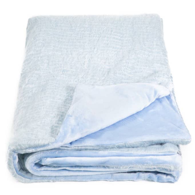 Mongol ondulado azul polvoriento para venta al por mayor de Aviva Stanoff Design