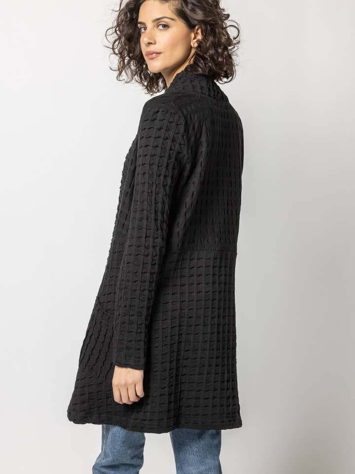 Giacca lunga nera Waffle Weave per la vendita all'ingrosso da parte di Komil