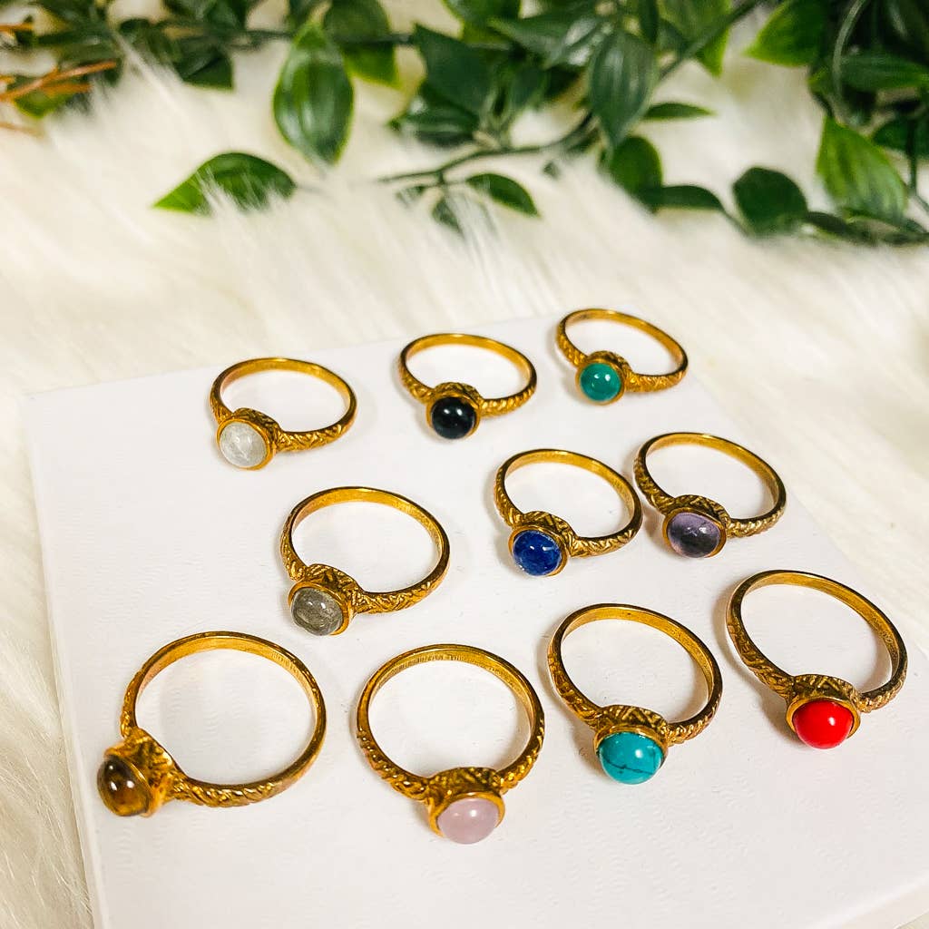 Karma Nepal Crafts - Venta al por mayor Anillos grandes/de cóctel - Anillos apilables estilo boho bañados en oro, juego de 100 piezas ($2,25 cada uno)5