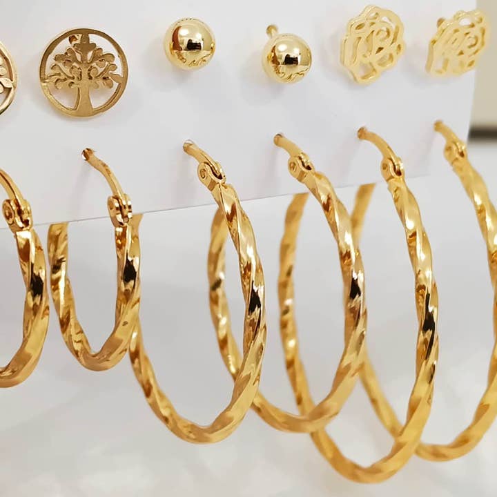 Set di 6 paia di orecchini in acciaio inossidabile placcato oro 18K per la vendita all'ingrosso da parte di Minimalistajoyeria