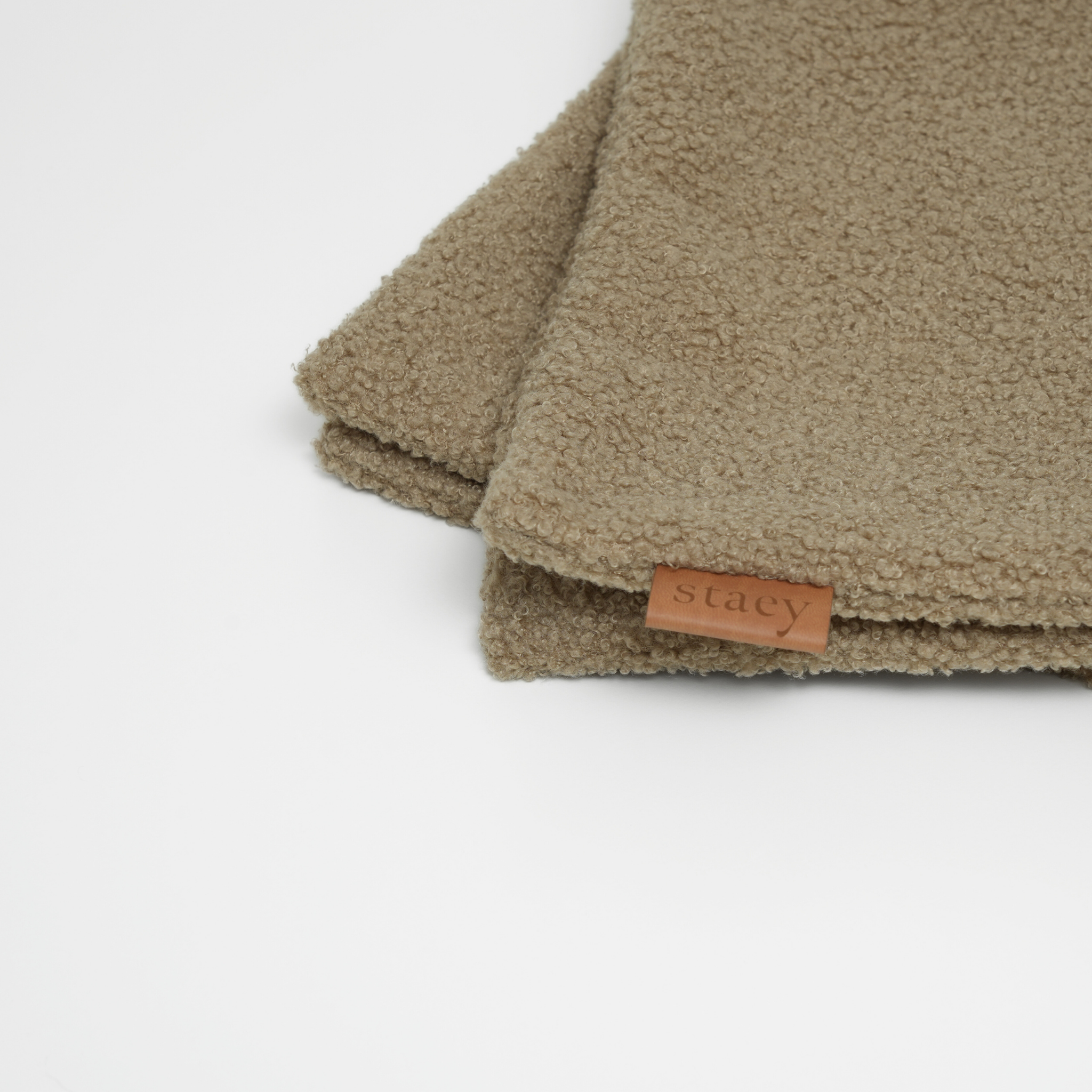 Staey - Wholesale Pet Blanket - Dog - Hundetæppe | Havre Bouclé1