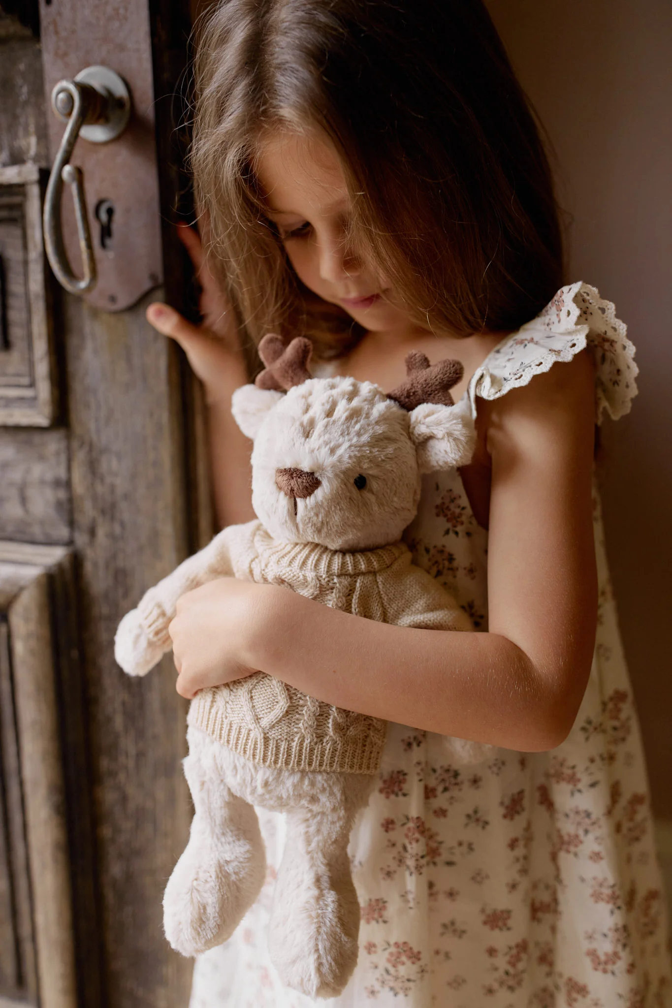 Shine on me Distribution - Wholesale Stuffed/Plush Toy - Kids & Baby - Plush - Fable the Cosy Deer - Snuggle Bunnies1