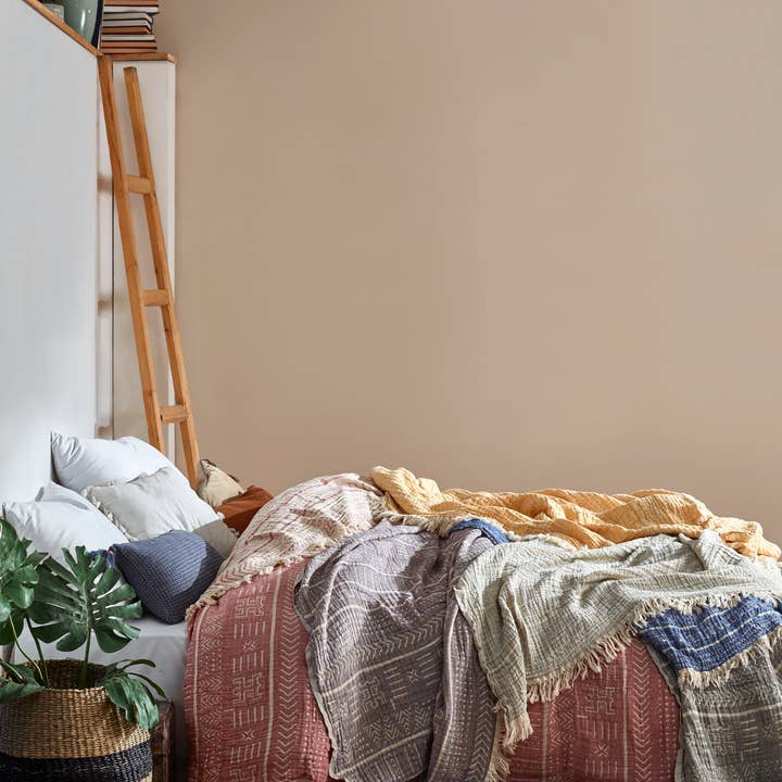 STP - Wholesale Throw Blanket - 100% Cotton 3-ply Muslin Reversible Throw Bedspread