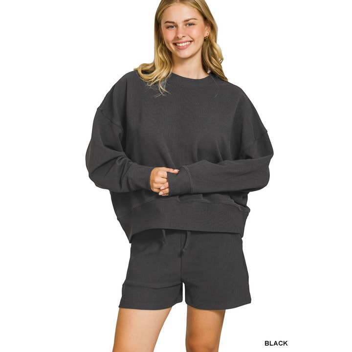 Ensemble pull à col rond côtelé et short pour la vente par HiteJeans