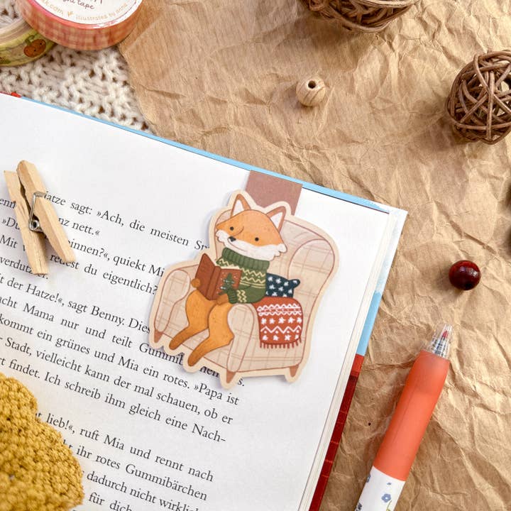 Magnetic Bookmark - Cozy Winter Reader for wholesale by annalunakdraws