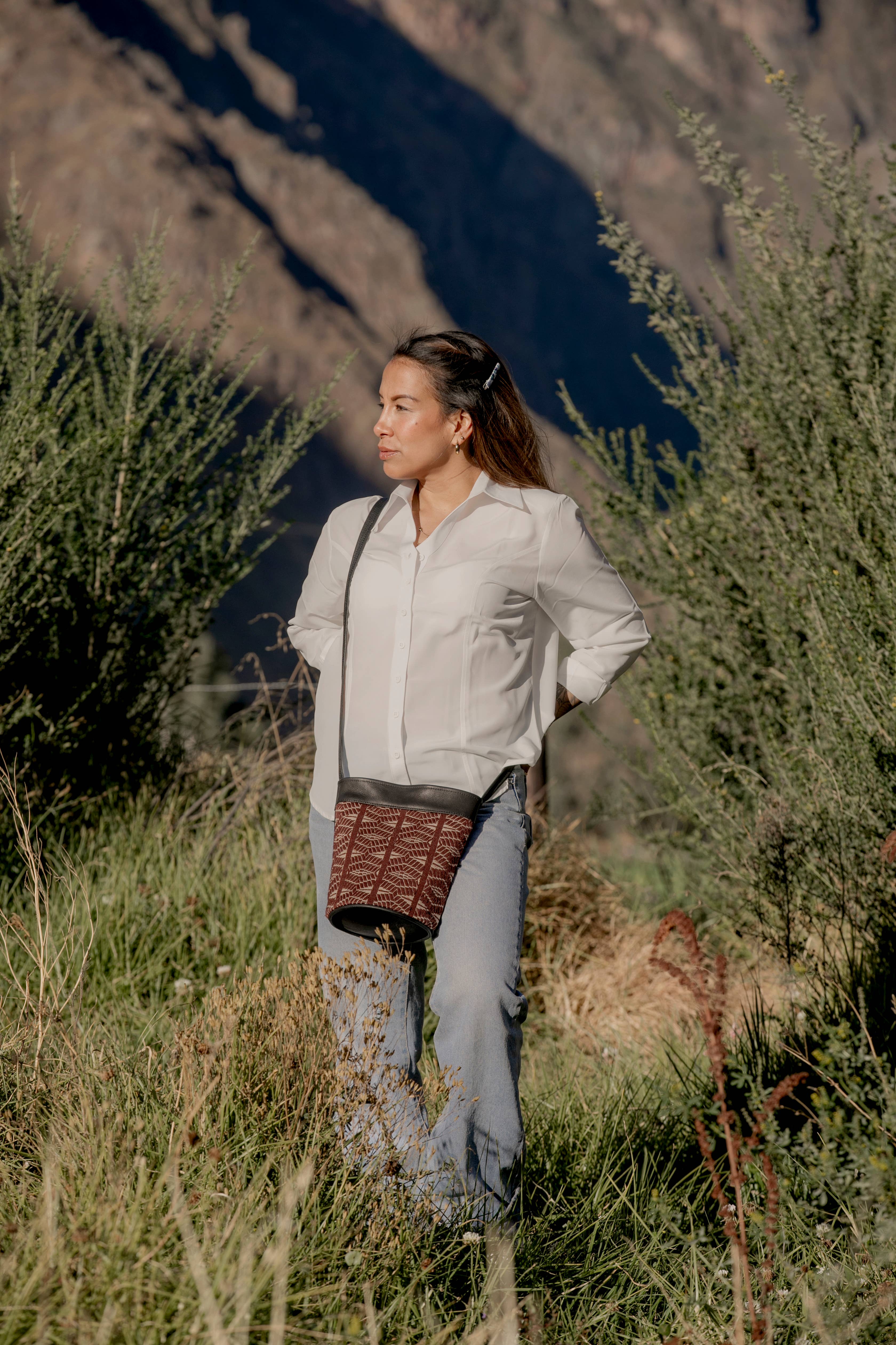 Awamaki - Wholesale Crossbody Bag - Women's - Woven Bucket Bag12