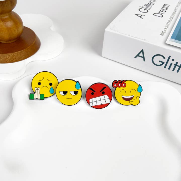 SoapElenGlen – Engroshandel Broche – Emoji-nål, metalbroche