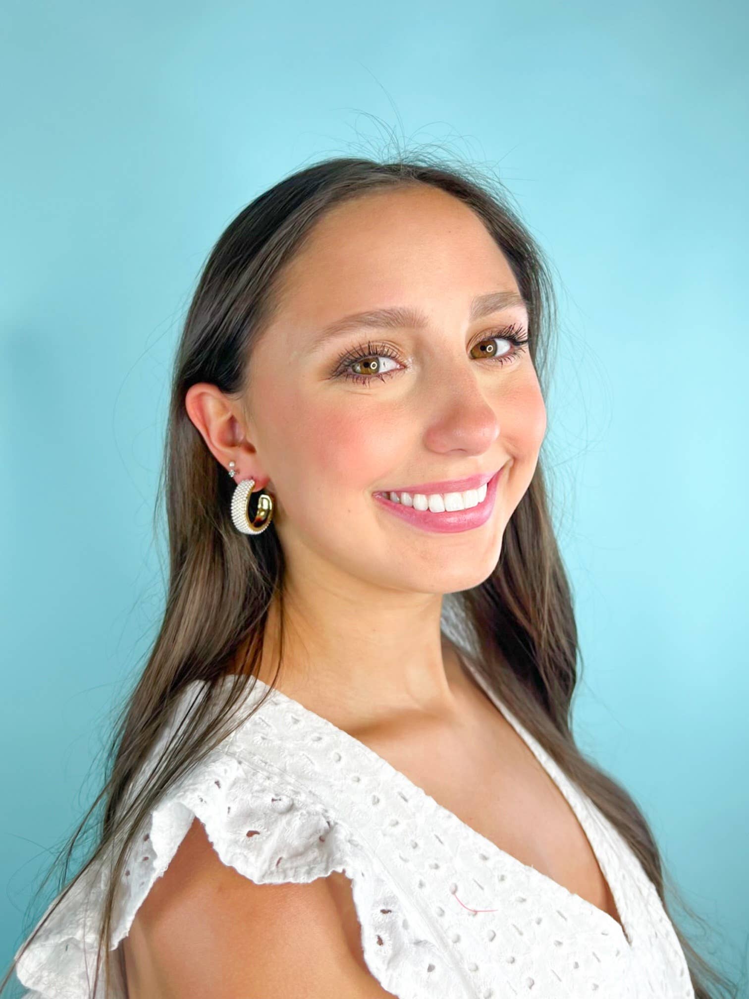 Taylor Shaye Designs – wholesale Hoop earrings – Camille Hoops4