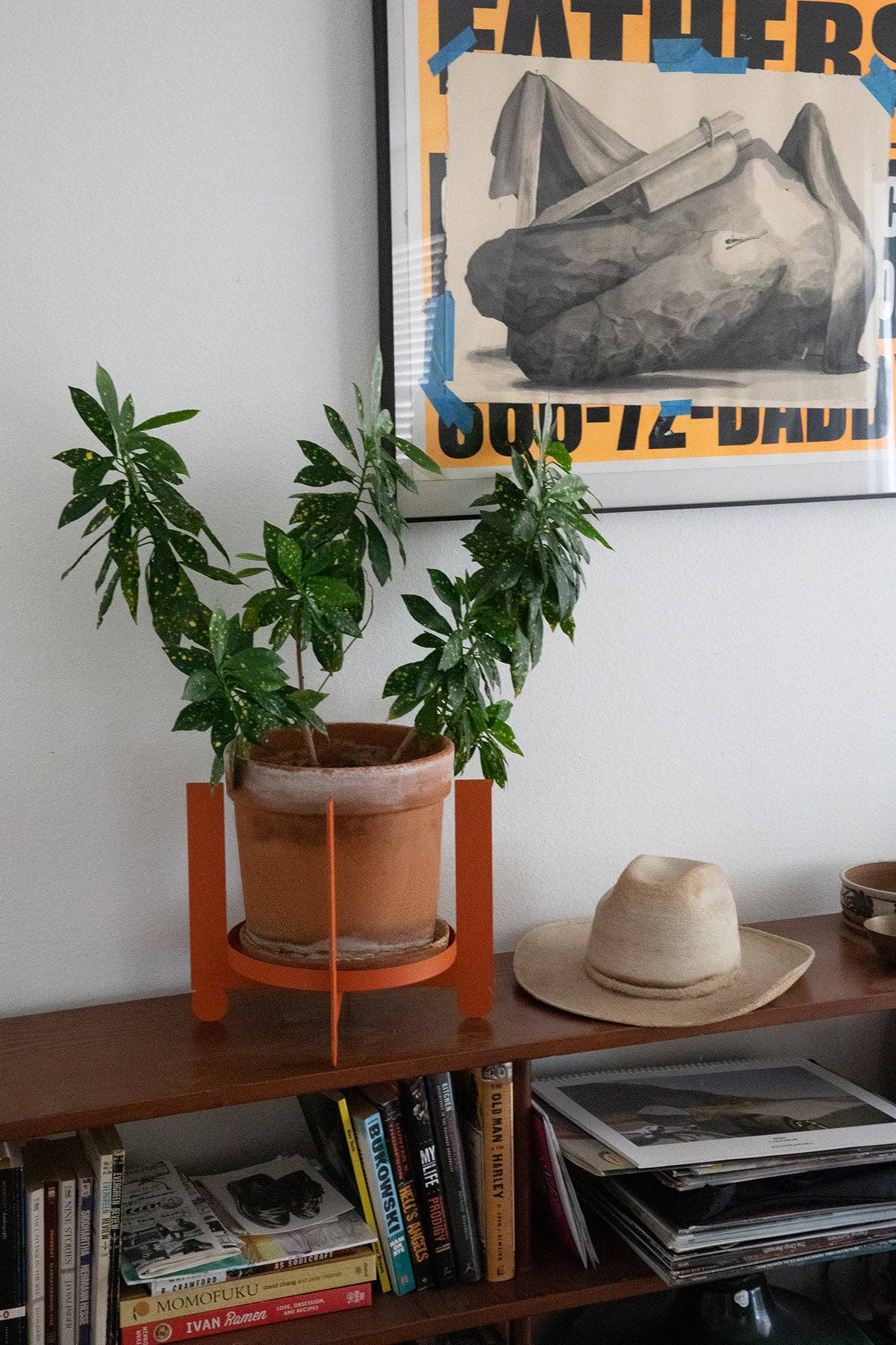 Upton - Wholesale Plant Pot Stand - PALLA - Burnt Orange | Plant Stand3