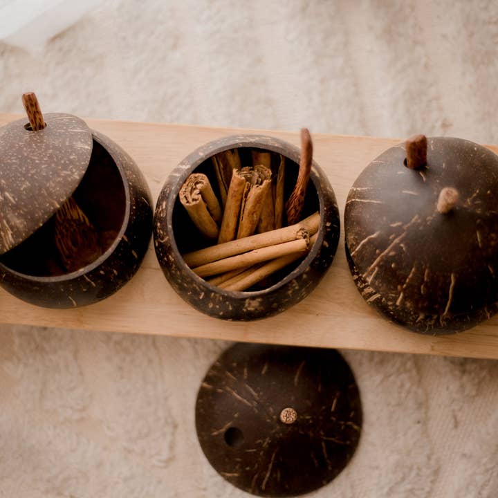 Q Home Australia - Wholesale Jar - Coconut Spice Jar and Rack3