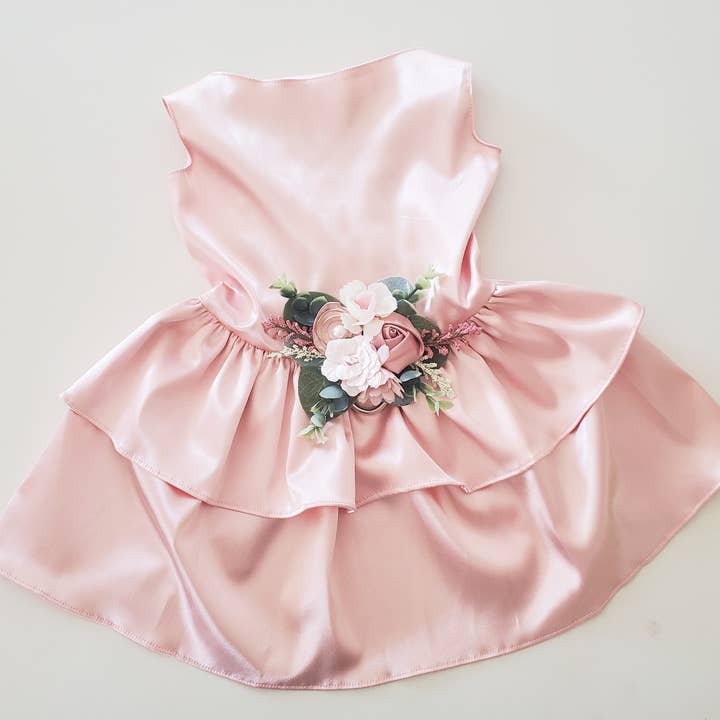 Vestito per Animali in Raso Rosa Cipria per la vendita all'ingrosso da parte di House of FurBaby