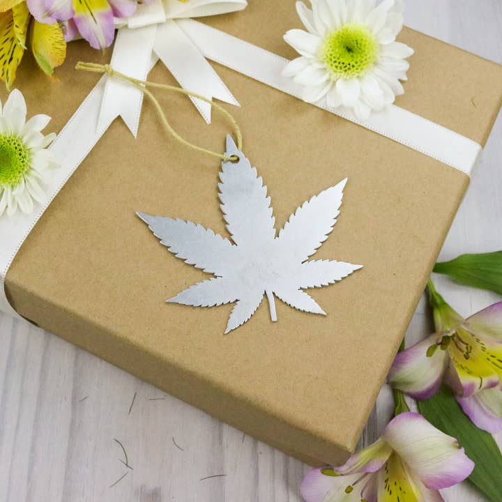 Iron Maid Art - Wholesale Ornament - Weed CBD Cannabis Metal Holiday Gift Christmas Ornaments 4
