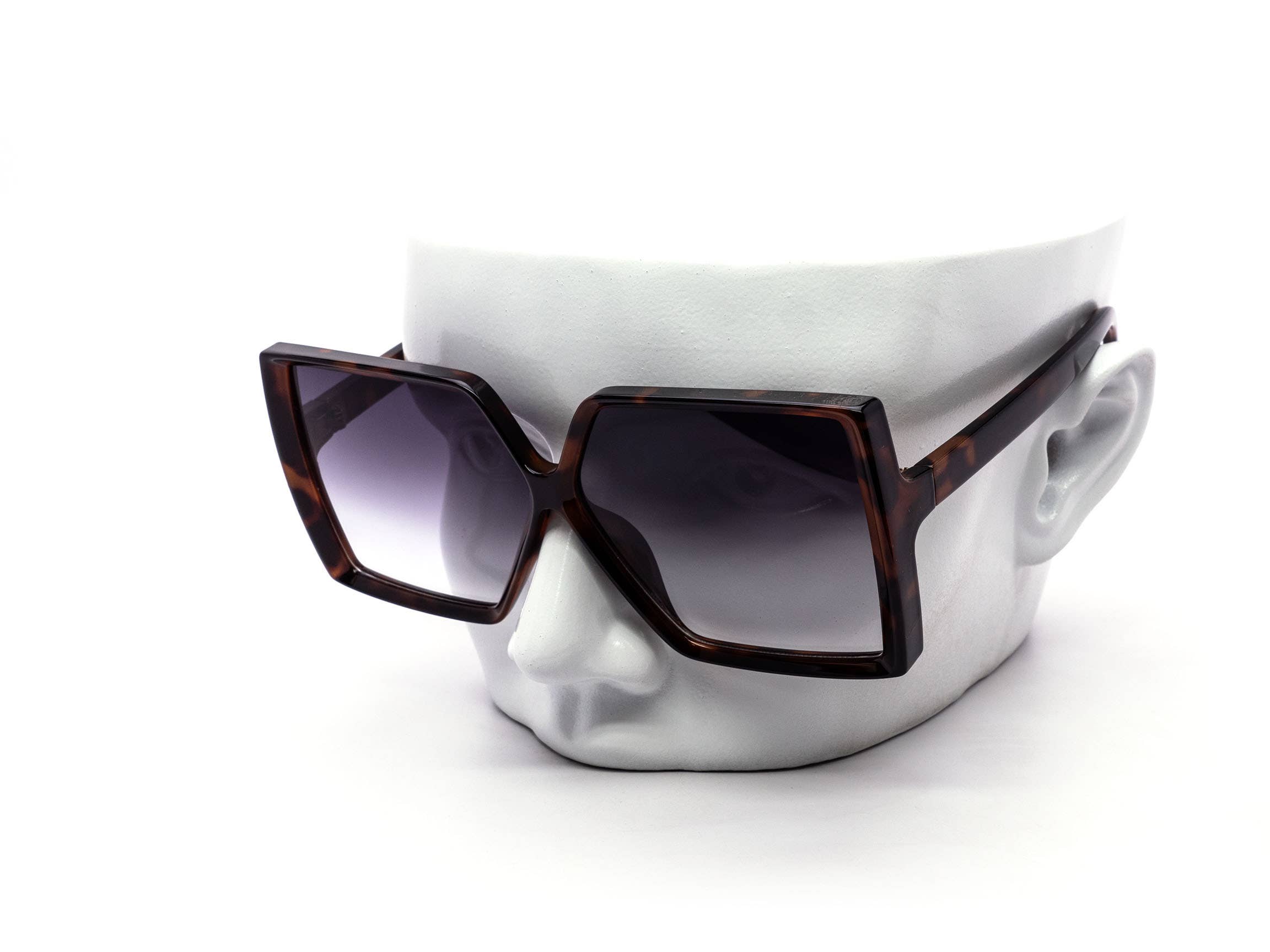 Still Friday - Wholesale Sunglasses - Unisex - Oversized Retro Super Square Gradient Lens Sunglasses3