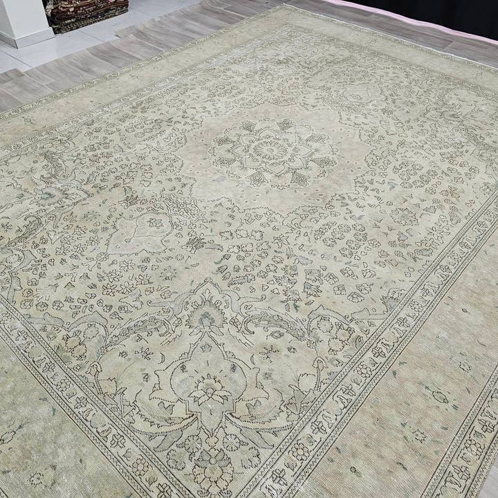 9x12 Hand-Knotted Oushak Rug: Vintage Turkish Wool Carpet for wholesale by MesopotamiaRugs